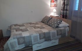 Studio Apartman & Rooms No1